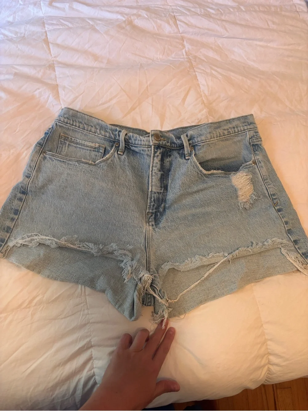 Good American 90S SHORT | BLUE650